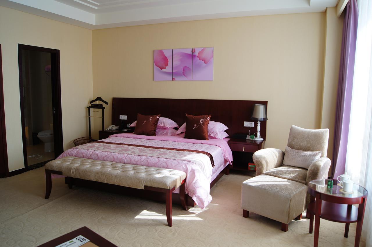 Fuxing Oriental Boutique Hotel Chifeng Oda fotoğraf