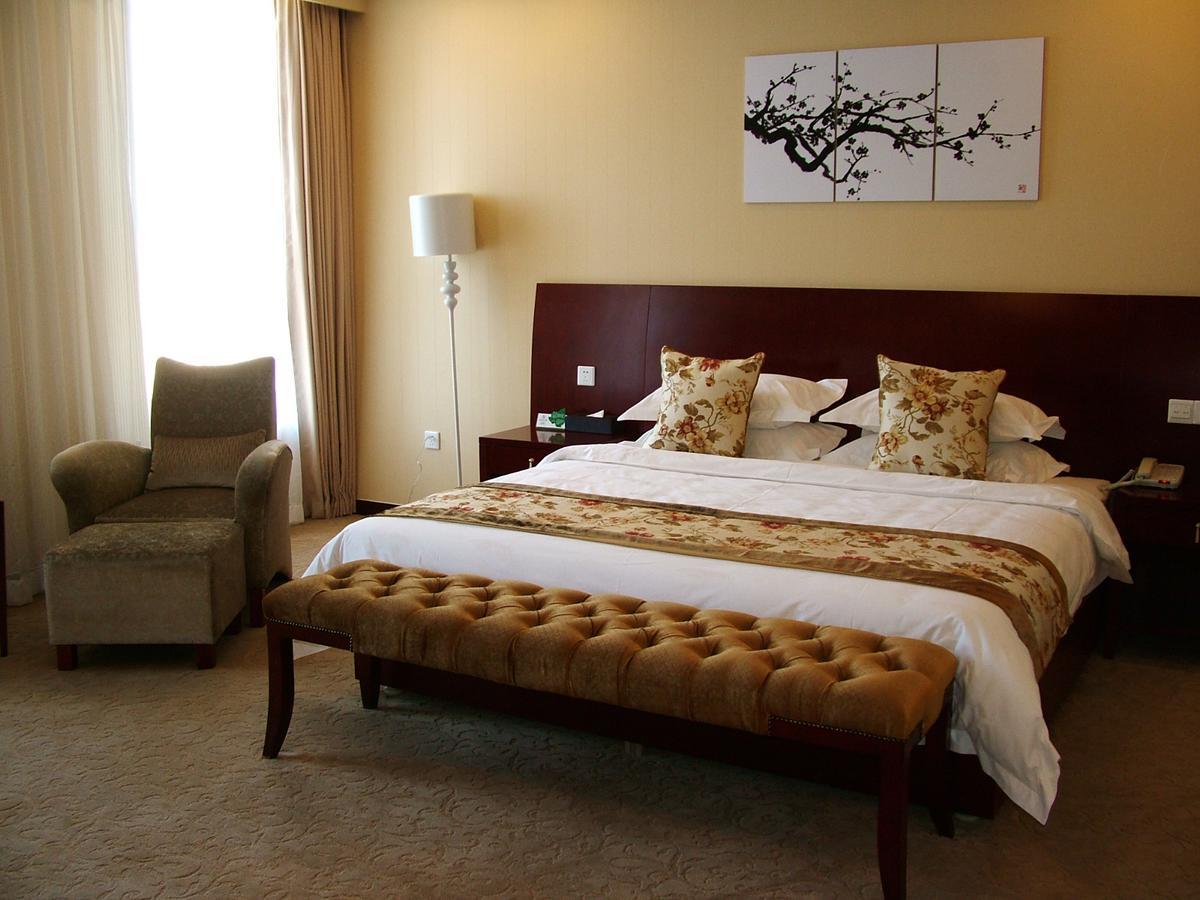 Fuxing Oriental Boutique Hotel Chifeng Oda fotoğraf