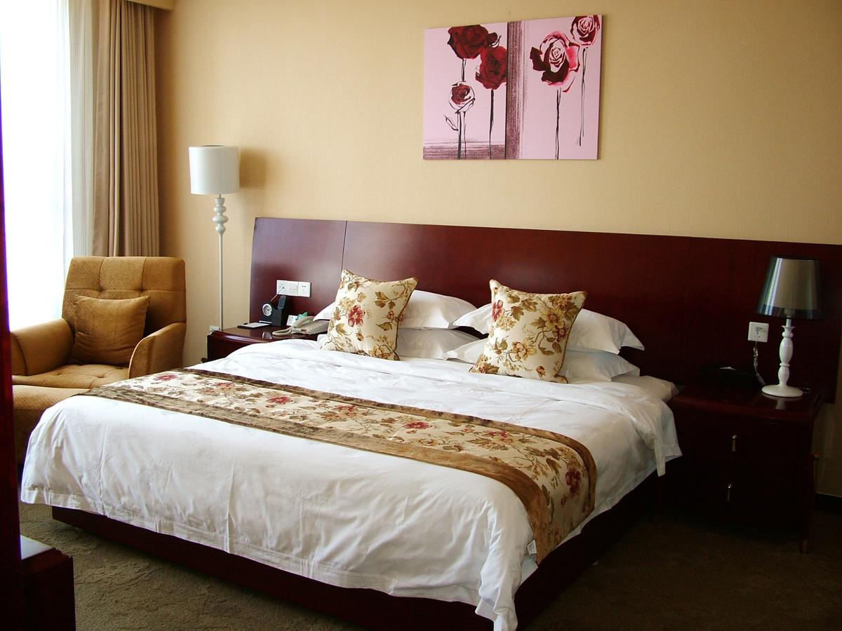 Fuxing Oriental Boutique Hotel Chifeng Oda fotoğraf